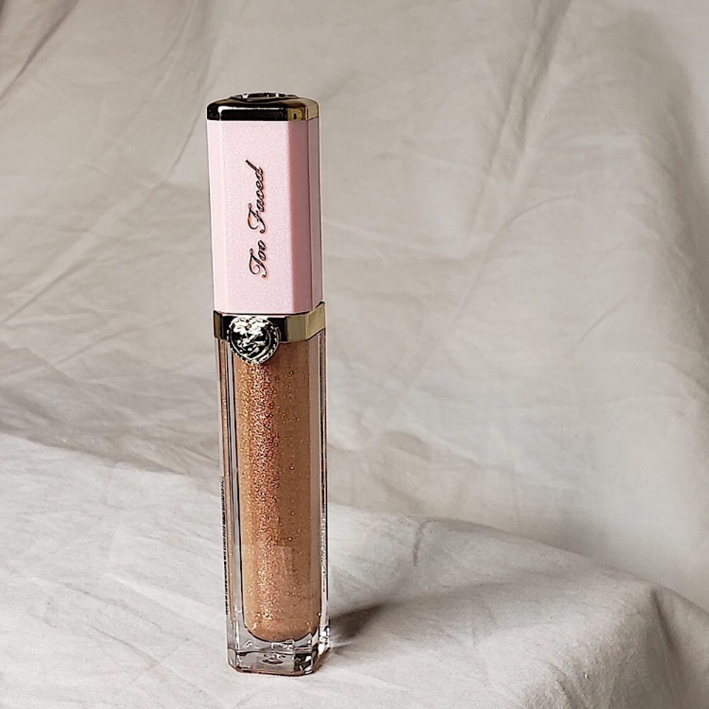 High Shine Sparkling Lip Gloss